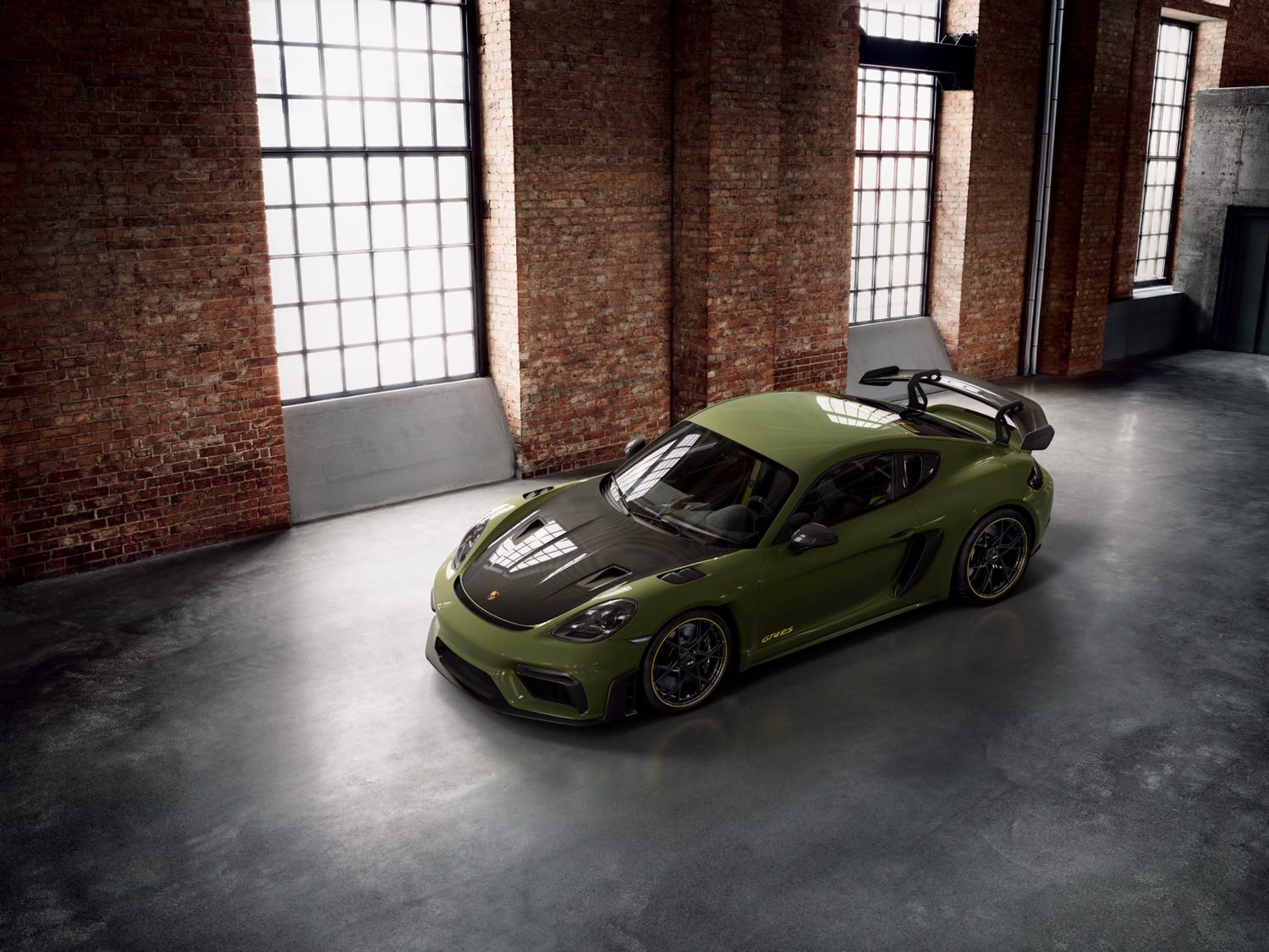 porsche-gt4rs