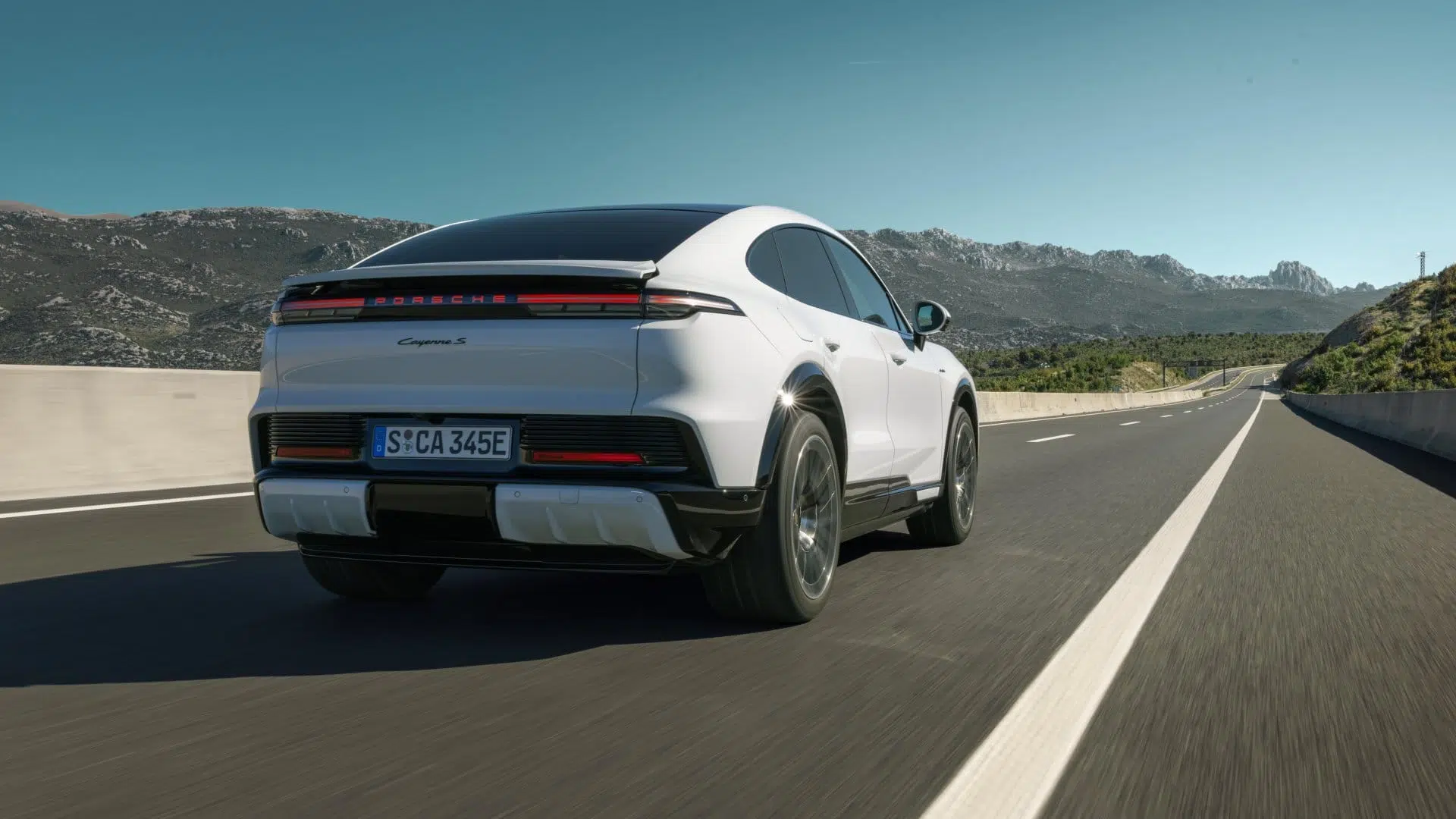 porsche-cayenne-electrique-coupe