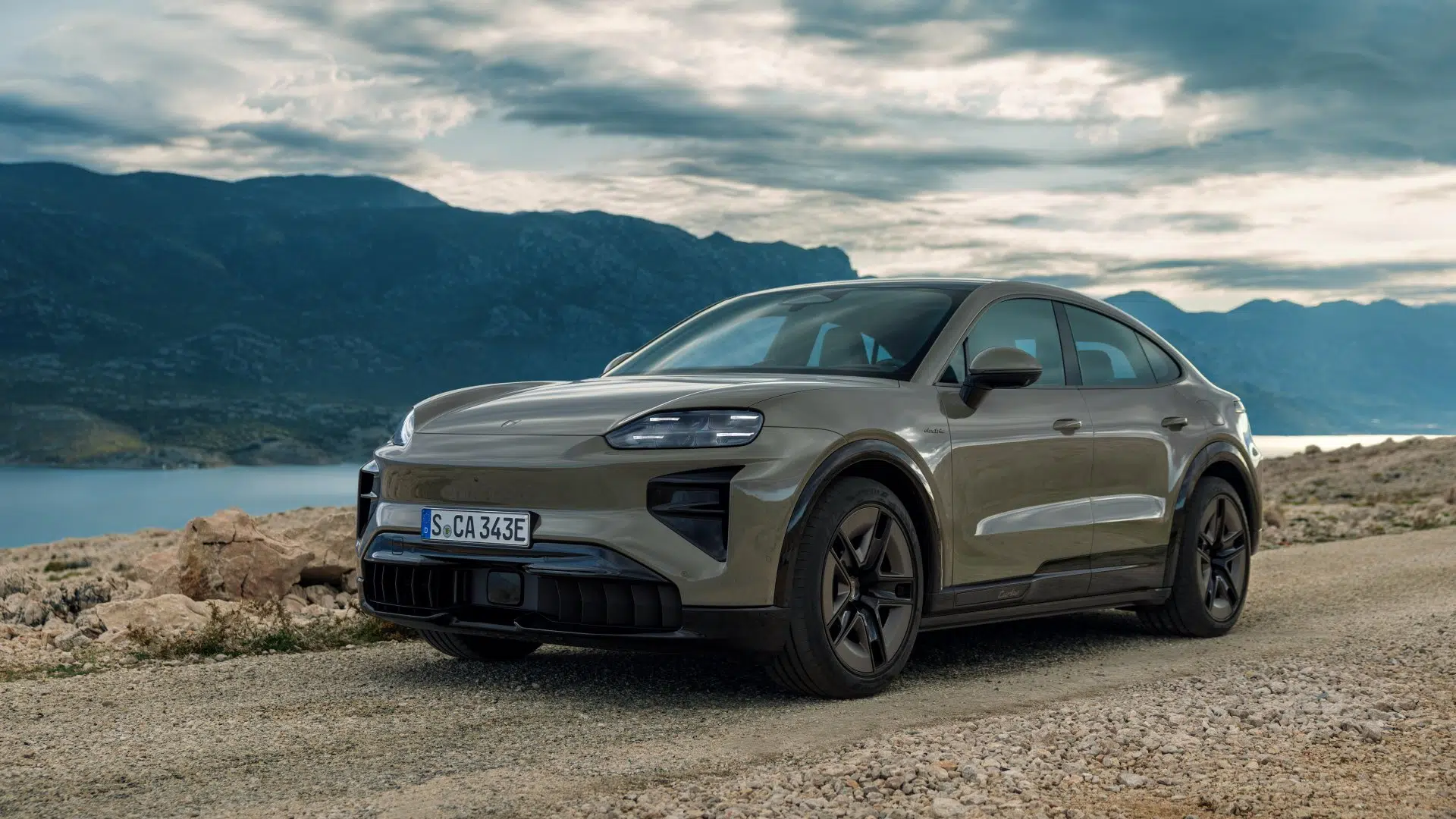 porsche-cayenne-electrique-coupe
