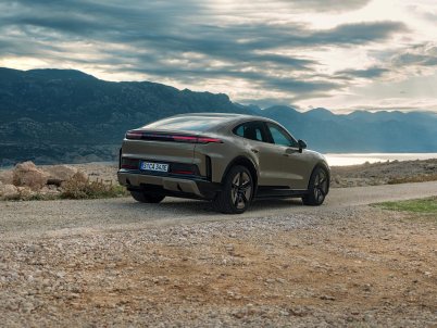porsche-cayenne-electrique-coupe