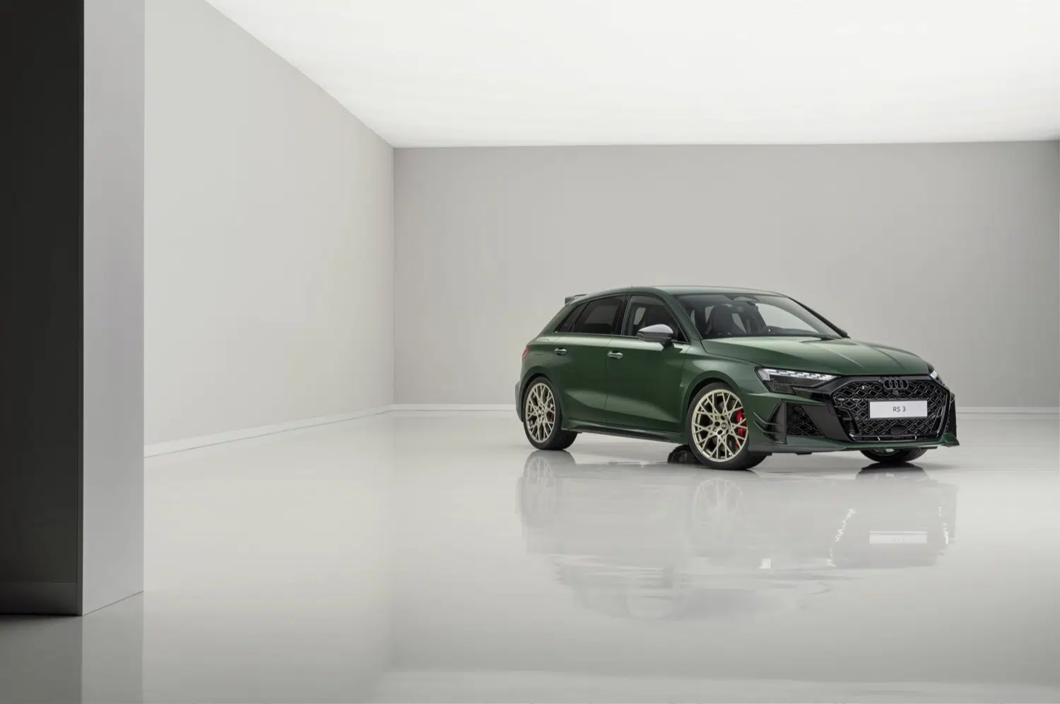 audi-RS3-competition-limited