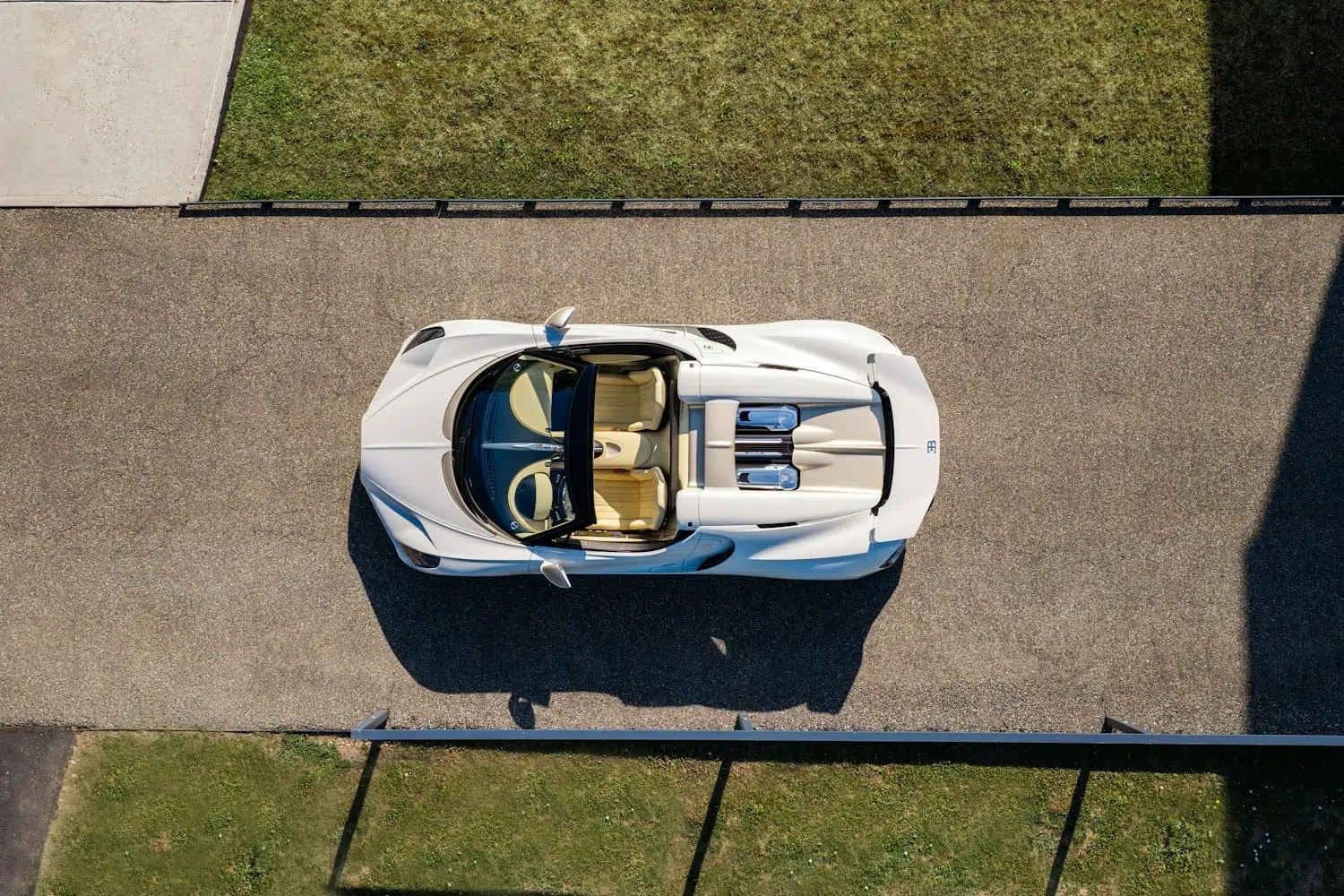 bugatti-mistral